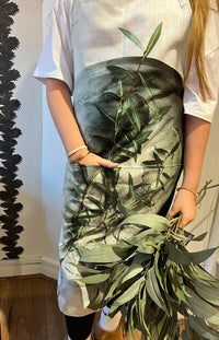 Apron - Olive Branch